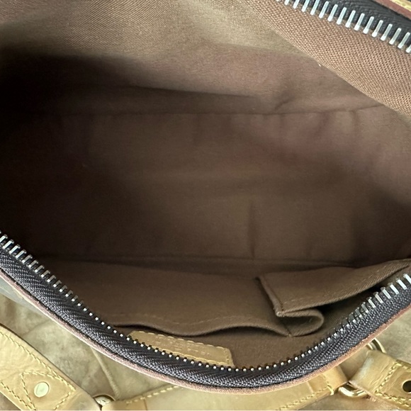 Louis Vuitton Monogram Shoulder Bag - Picture 4 of 9